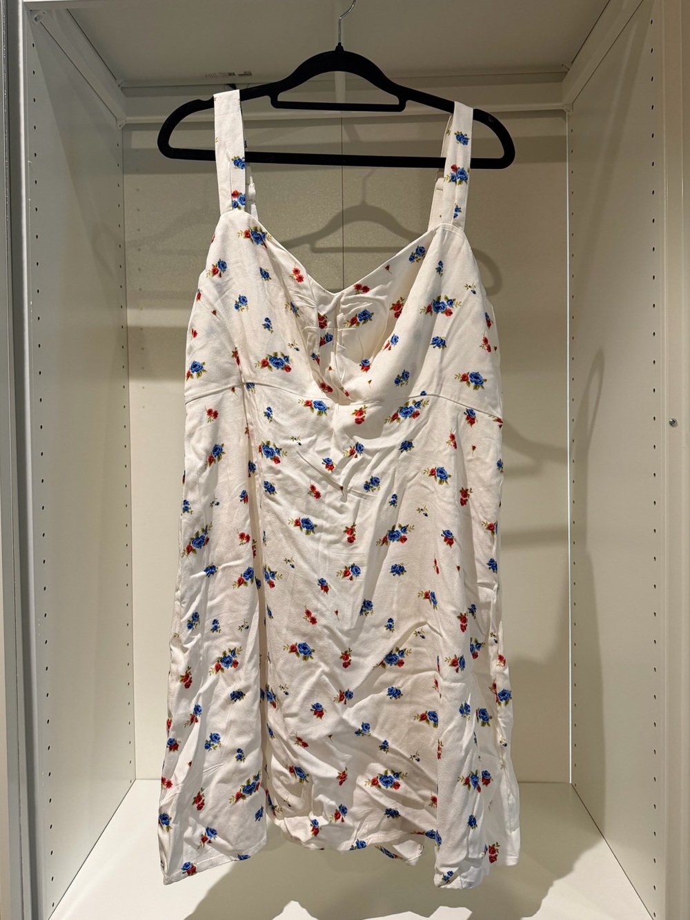 New With Tags Women’s Old Navy Fit & Flare Crepe Floral Mini Dress Large